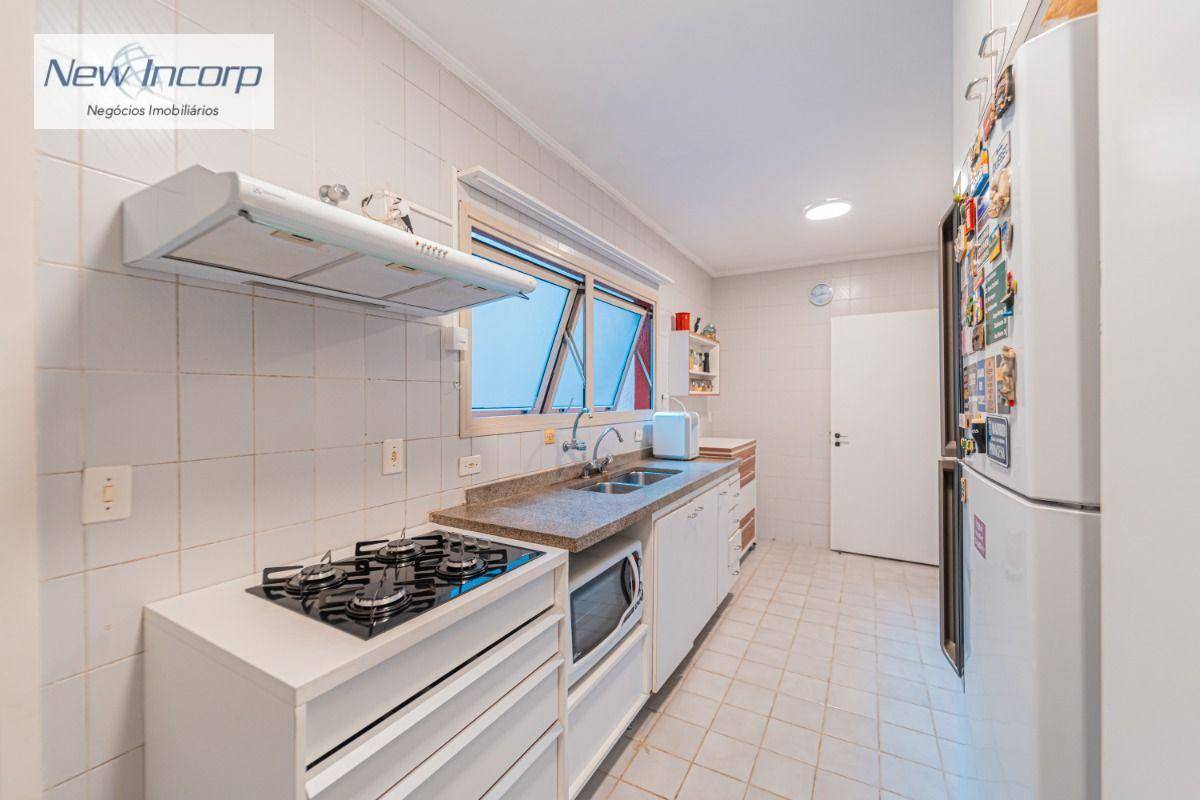 Apartamento à venda com 3 quartos, 146m² - Foto 16