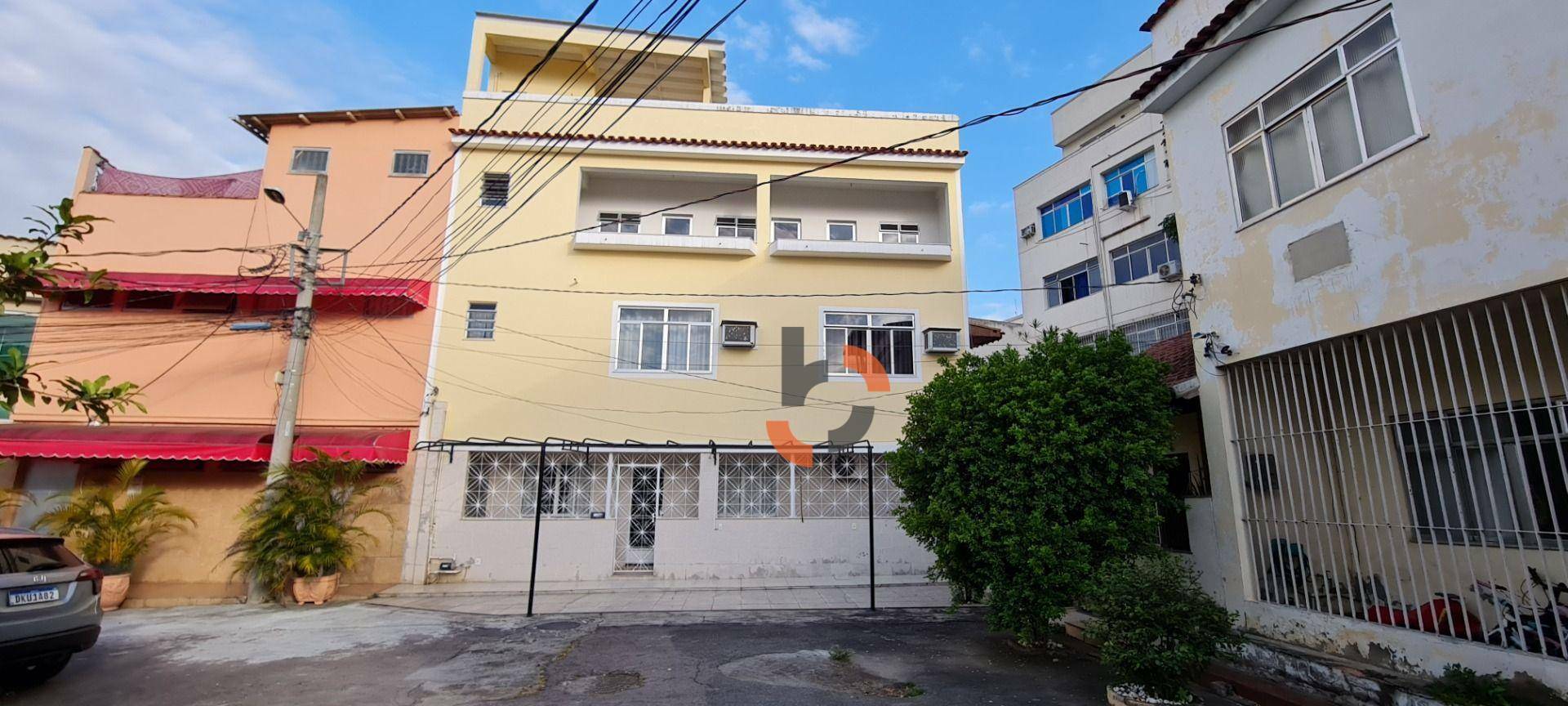 Casa à venda com 5 quartos, 232m² - Foto 6