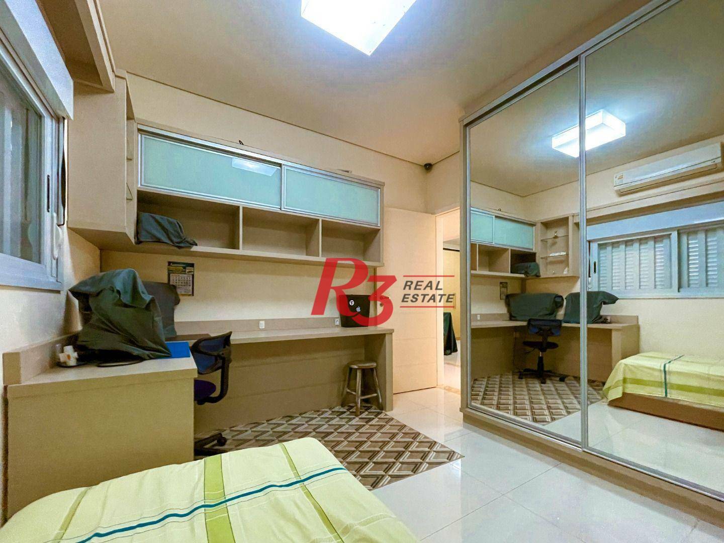 Casa à venda com 3 quartos, 360m² - Foto 23