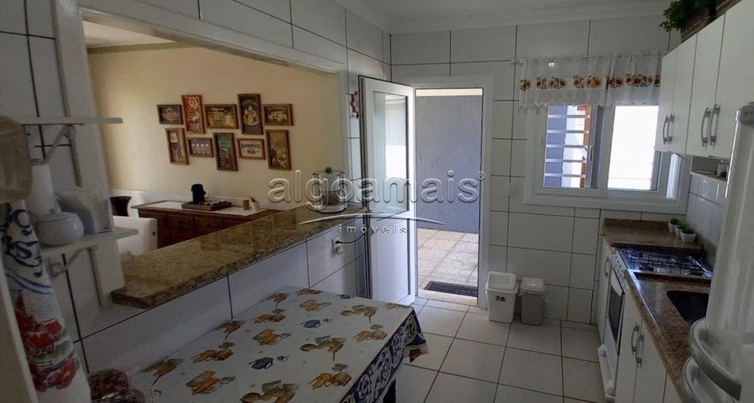 Casa à venda com 4 quartos, 147m² - Foto 8