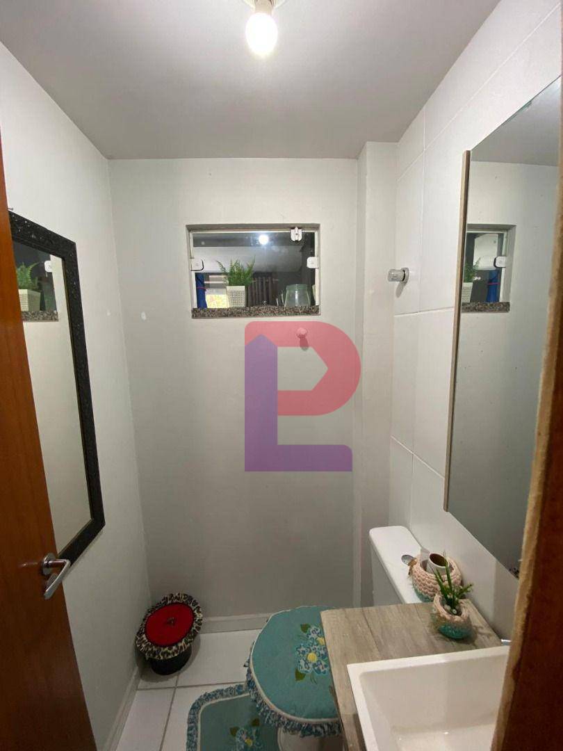 Casa à venda com 2 quartos, 65m² - Foto 11