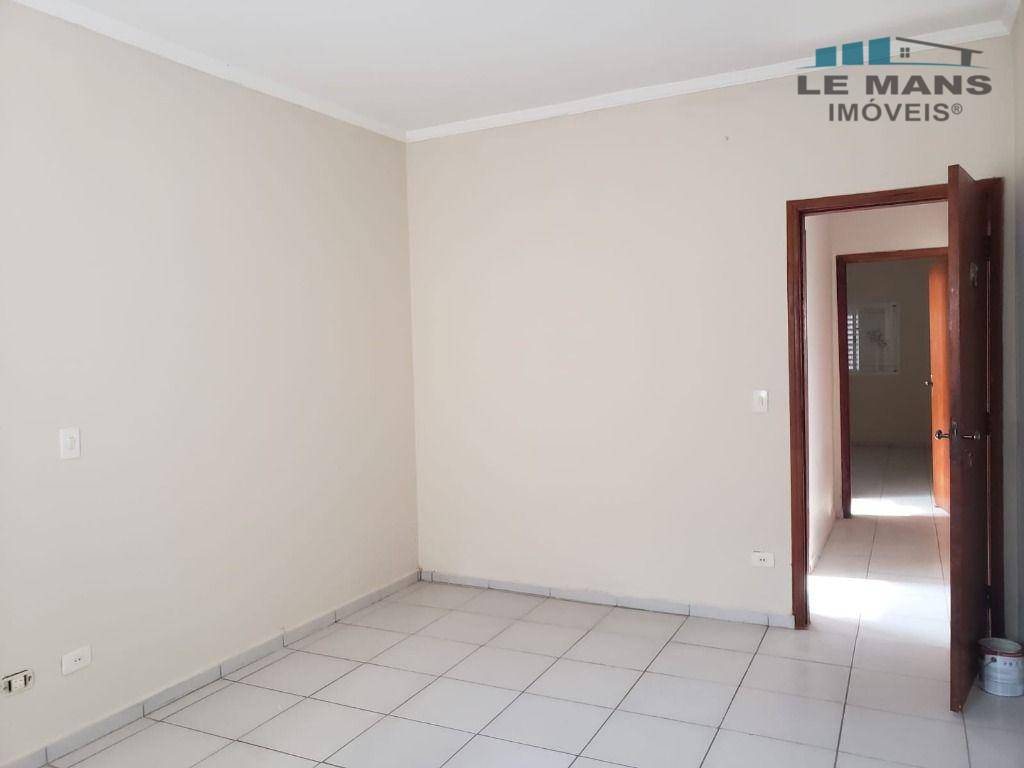 Casa à venda com 2 quartos, 94m² - Foto 17