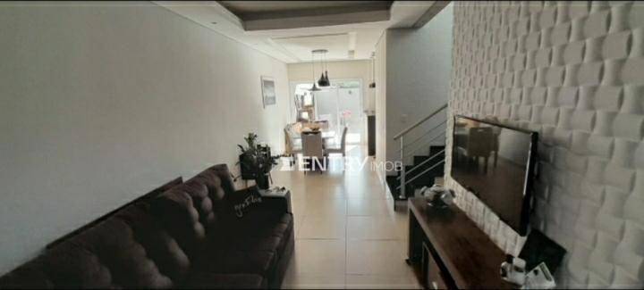 Casa de Condomínio para alugar com 3 quartos, 134m² - Foto 2