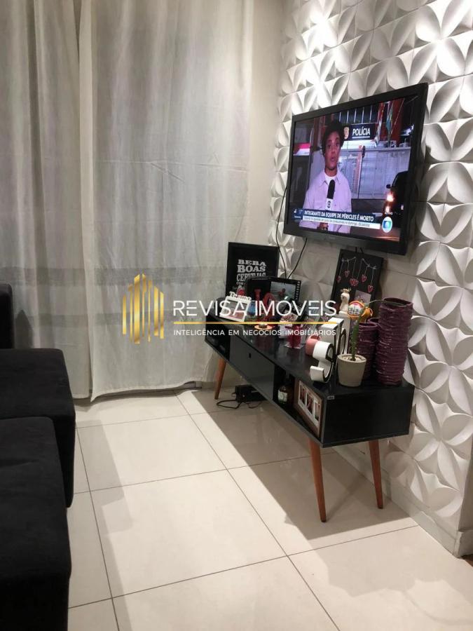 Apartamento à venda com 2 quartos, 55m² - Foto 2