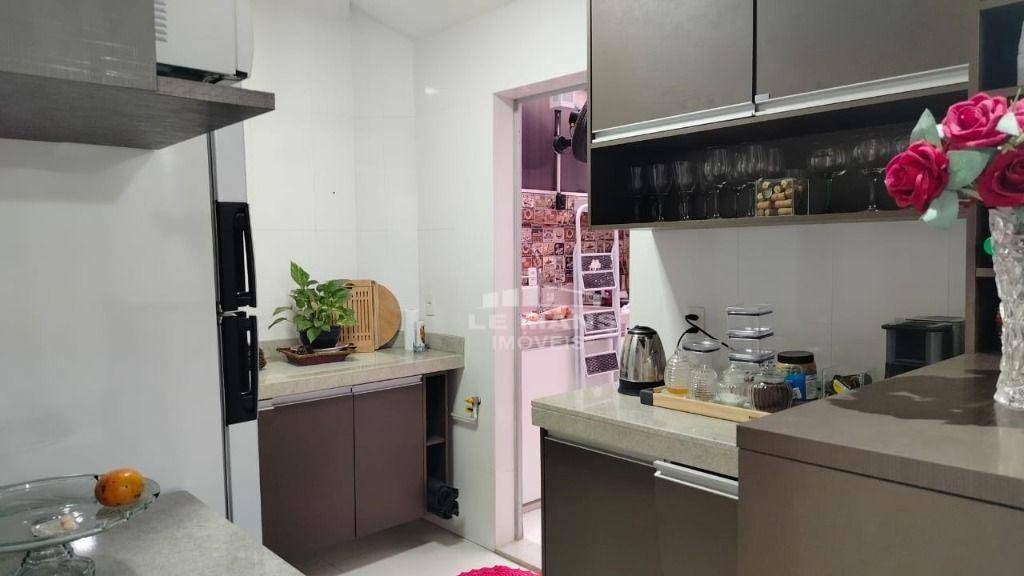 Apartamento à venda com 2 quartos, 46m² - Foto 13