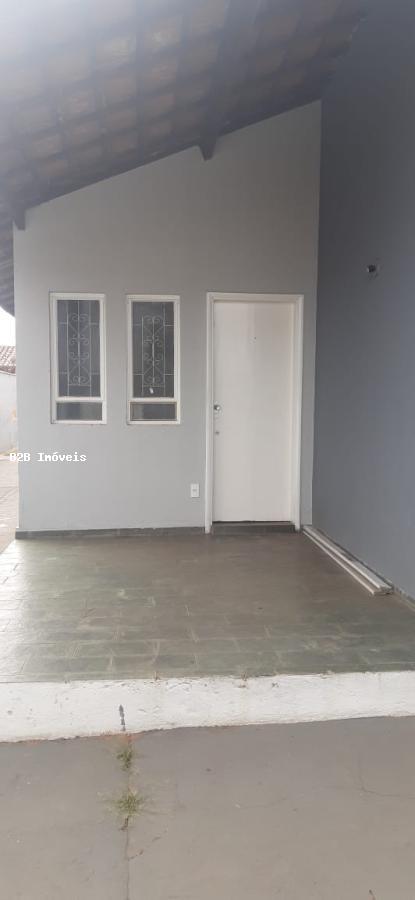 Casa à venda com 1 quarto, 170m² - Foto 2