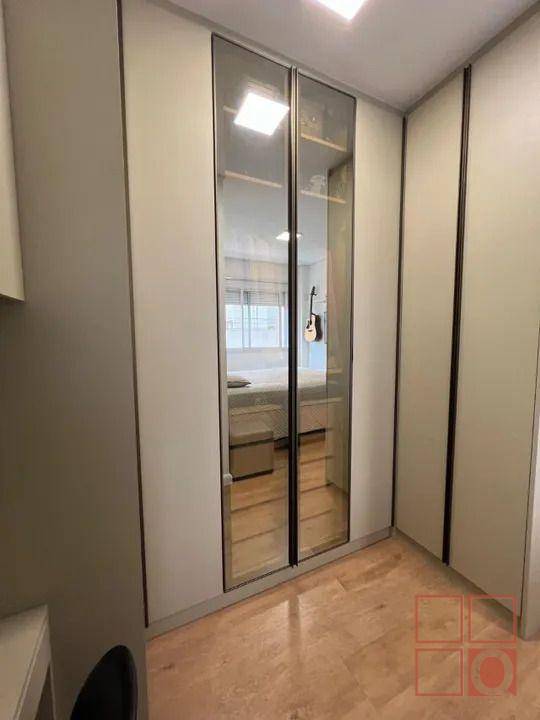 Apartamento à venda com 2 quartos, 62m² - Foto 13