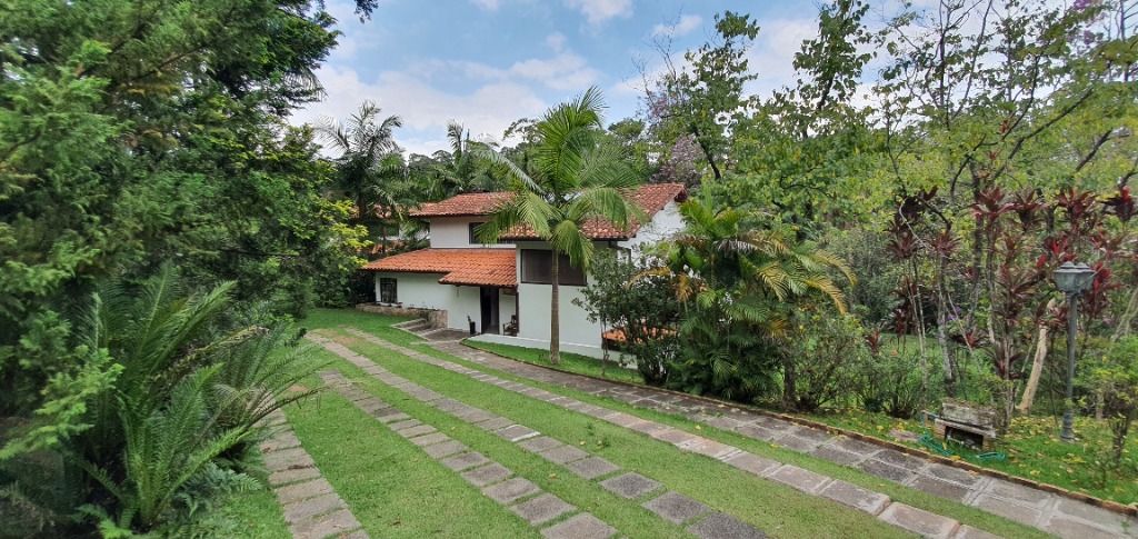 Casa de Condomínio à venda com 5 quartos, 300m² - Foto 4