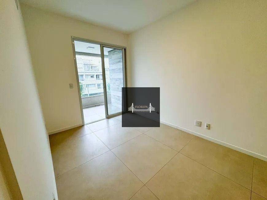 Apartamento à venda com 3 quartos, 105m² - Foto 6