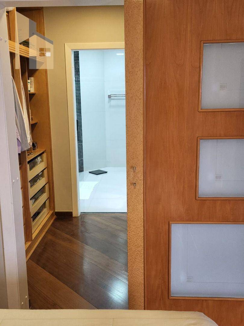 Apartamento à venda com 4 quartos, 212m² - Foto 13