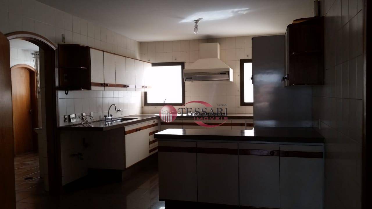 Apartamento para alugar com 3 quartos, 274m² - Foto 20