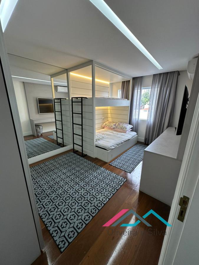 Sobrado à venda com 5 quartos, 250m² - Foto 8