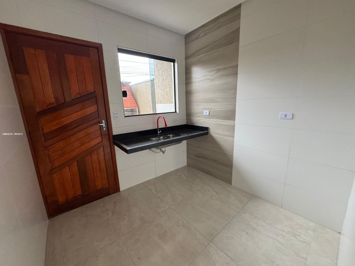 Casa à venda com 2 quartos, 60m² - Foto 12