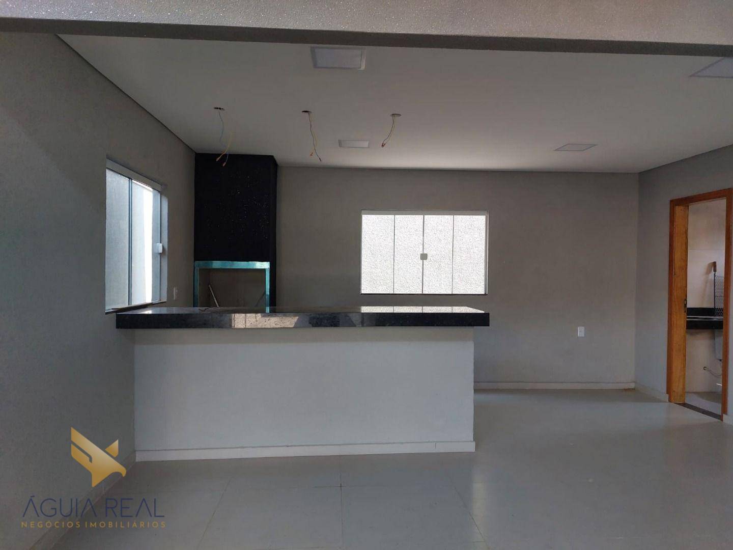 Casa à venda com 3 quartos, 230m² - Foto 5