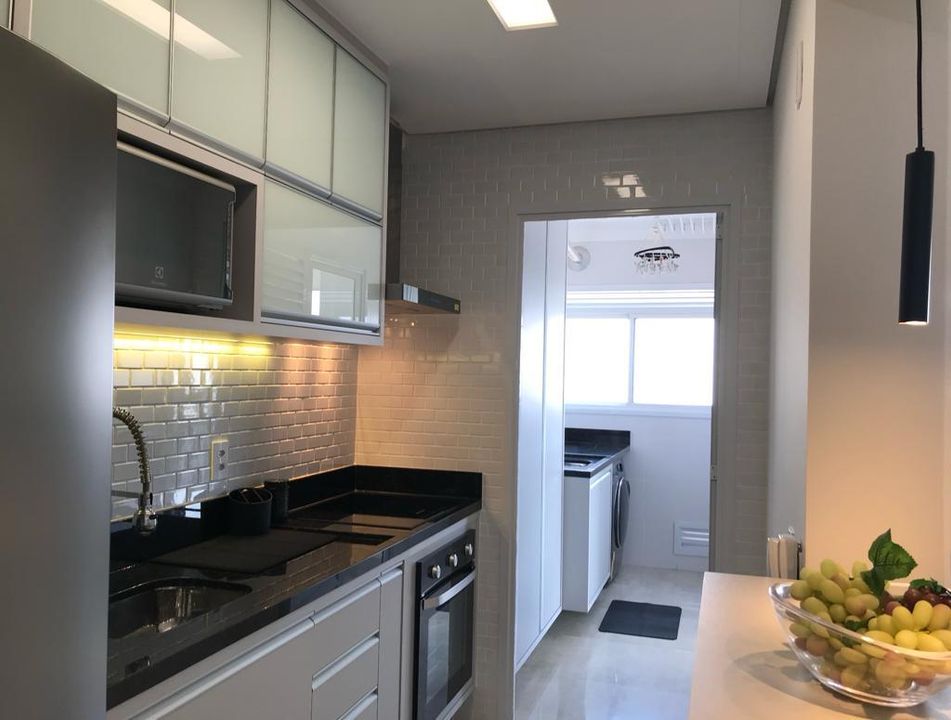 Apartamento à venda com 2 quartos, 67m² - Foto 7