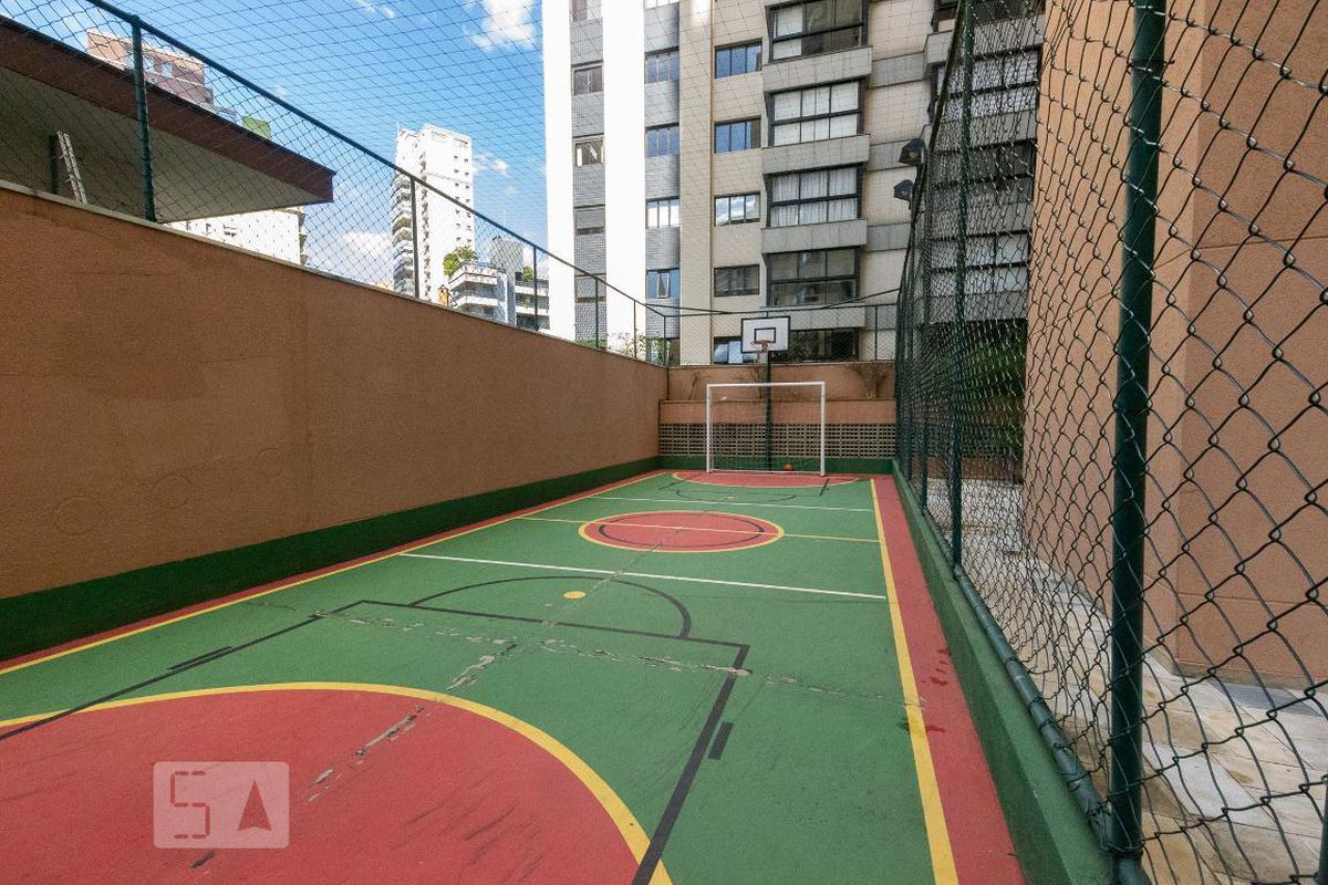 Apartamento à venda com 3 quartos, 190m² - Foto 7