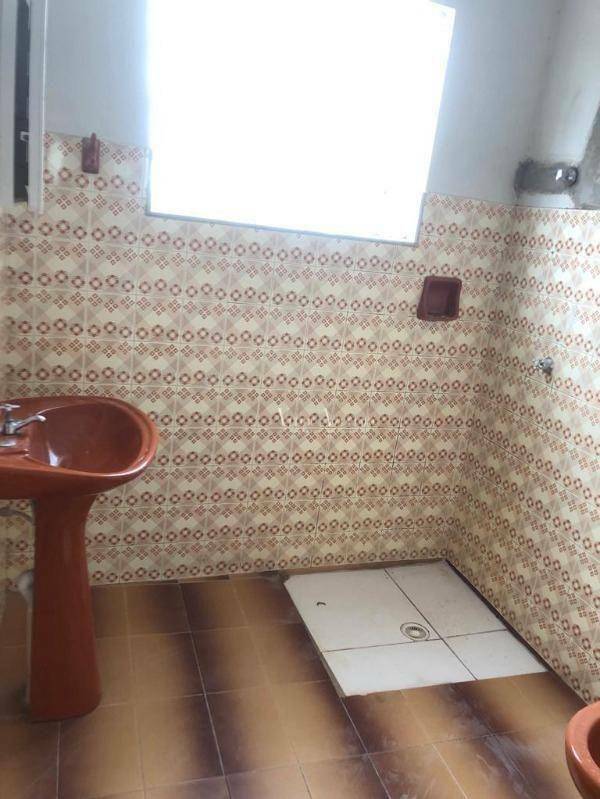 Casa à venda com 2 quartos, 70m² - Foto 7