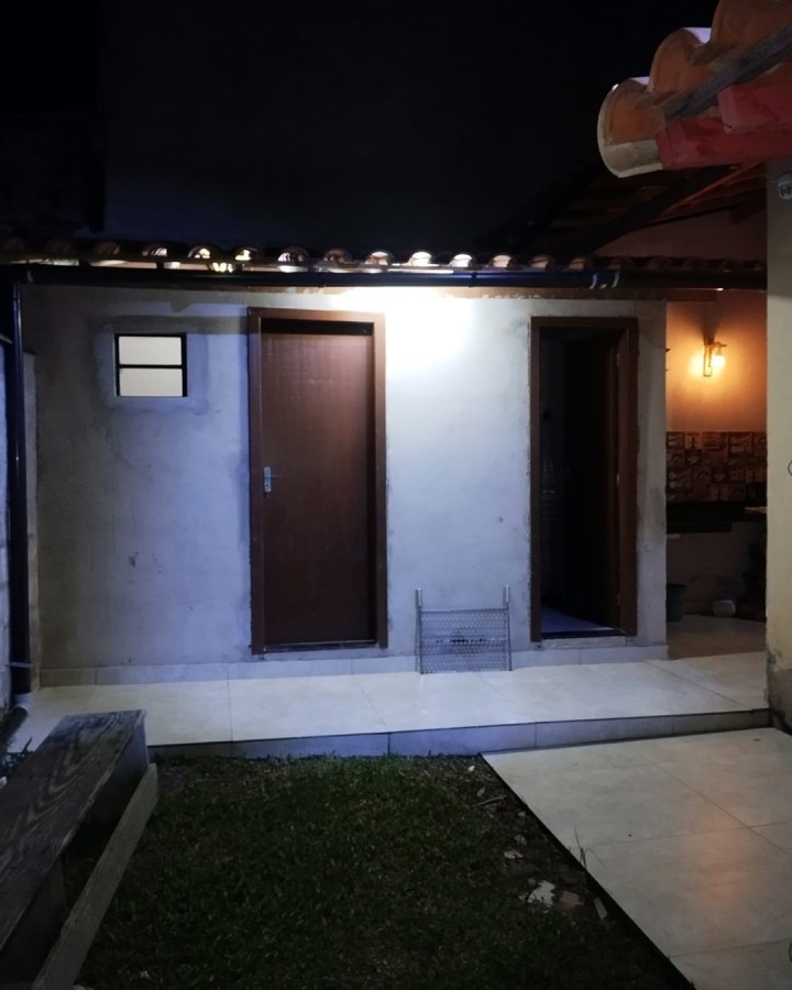 Casa à venda com 2 quartos, 360m² - Foto 4
