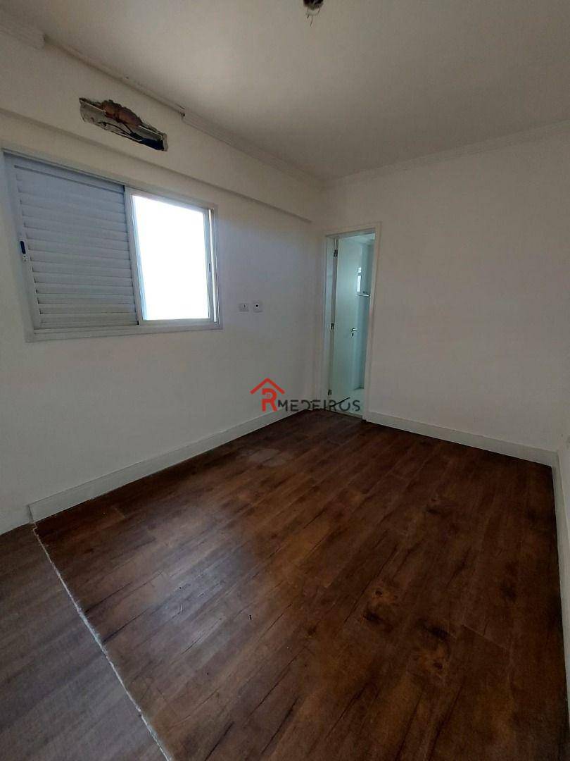 Apartamento à venda com 3 quartos, 101m² - Foto 23