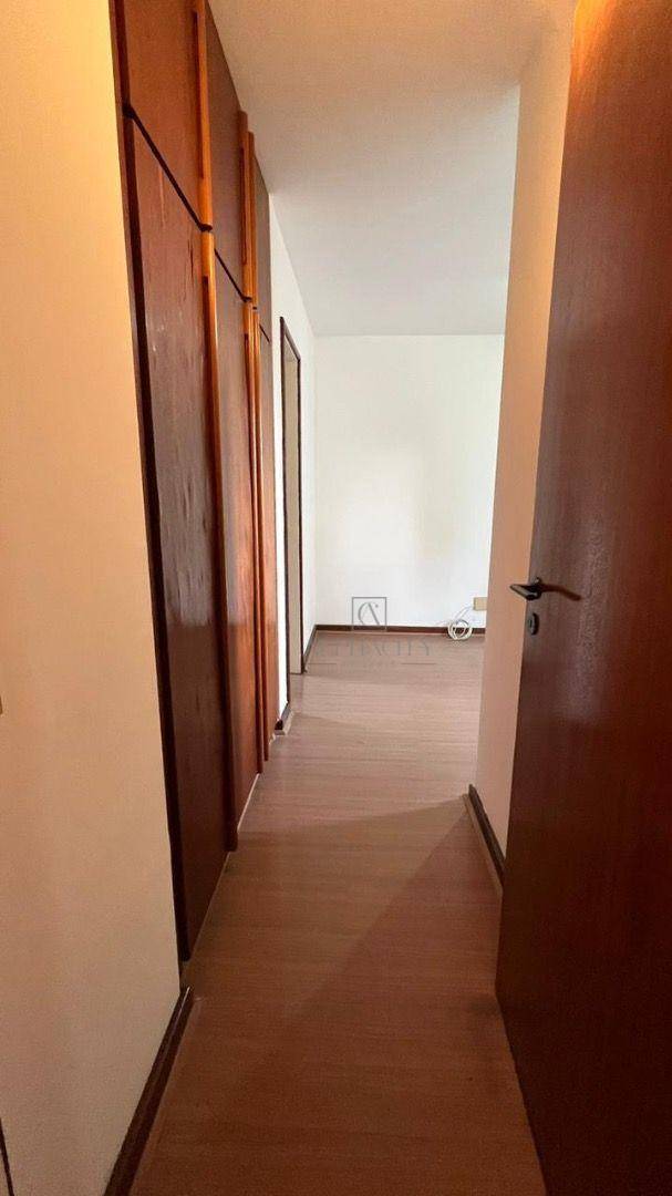 Apartamento à venda com 3 quartos, 98m² - Foto 4