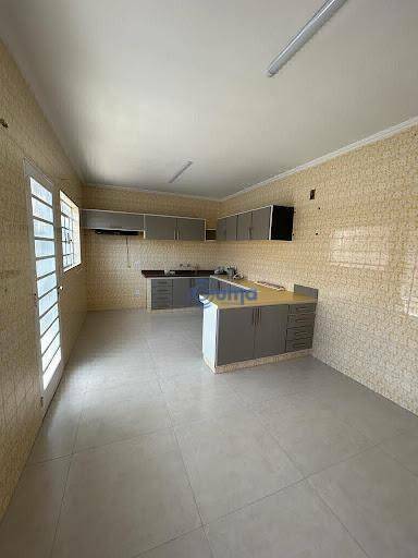 Casa à venda com 3 quartos, 140m² - Foto 5