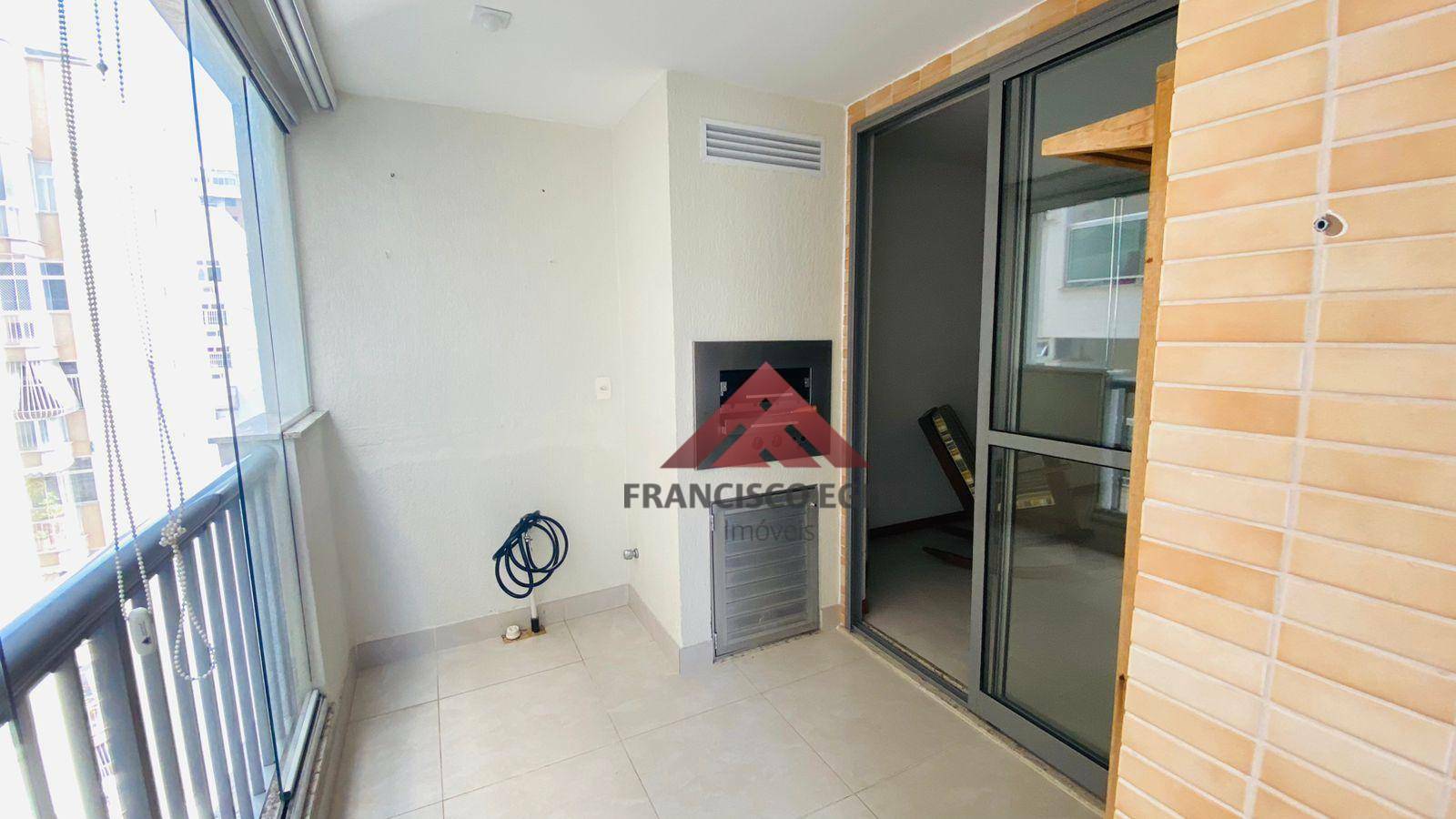 Apartamento à venda com 2 quartos, 79m² - Foto 3