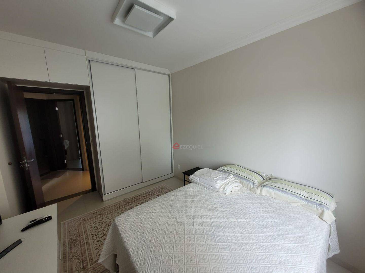 Apartamento à venda com 3 quartos, 121m² - Foto 6