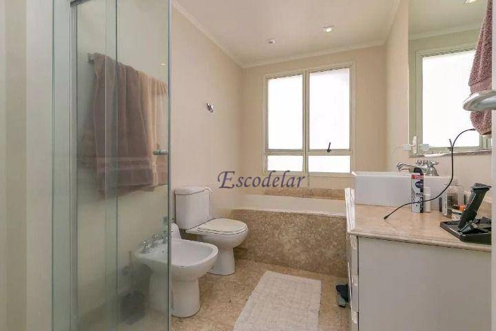 Apartamento à venda com 4 quartos, 252m² - Foto 17