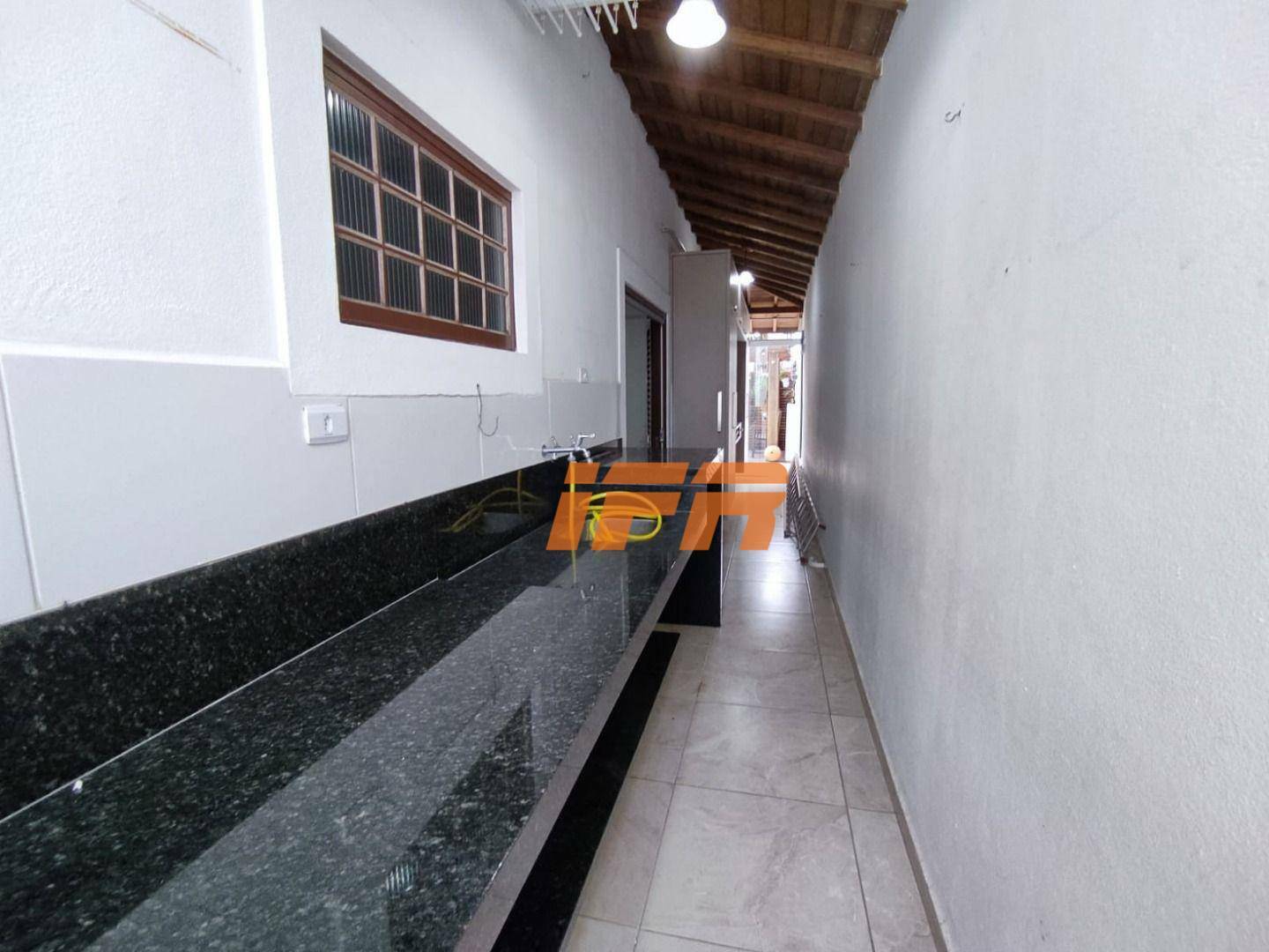 Sobrado à venda e aluguel com 4 quartos, 267m² - Foto 63