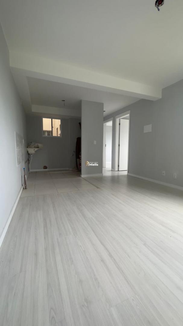 Apartamento à venda com 2 quartos, 60m² - Foto 3