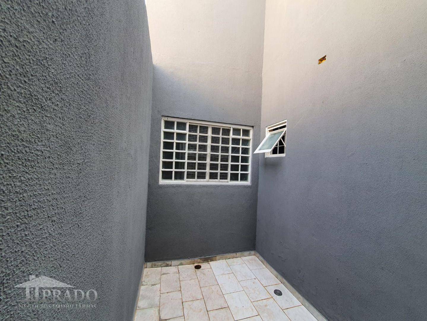 Casa à venda com 3 quartos, 190m² - Foto 32