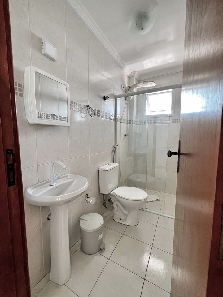 Apartamento à venda com 1 quarto, 42m² - Foto 4