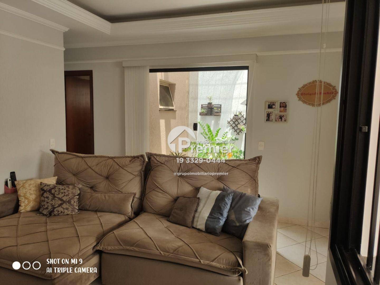 Casa à venda com 2 quartos, 111m² - Foto 1