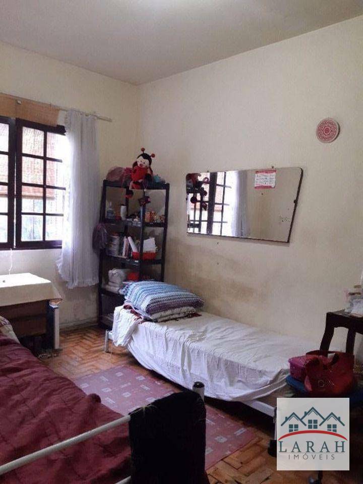 Casa à venda com 3 quartos, 100m² - Foto 1