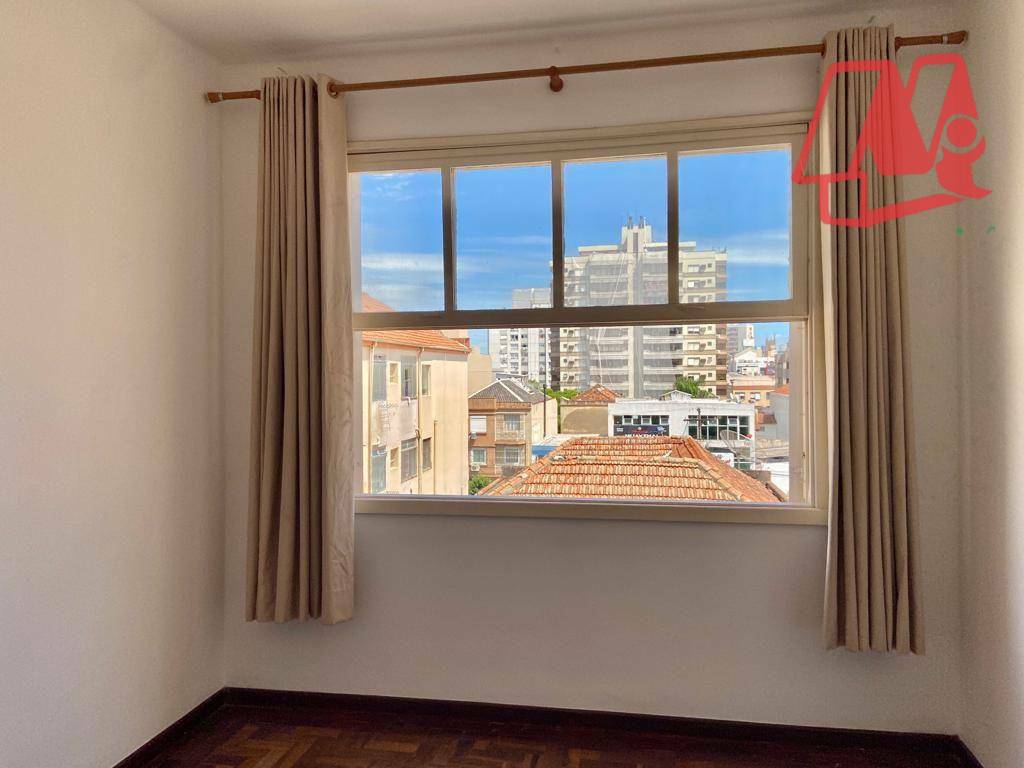 Apartamento à venda com 3 quartos, 97m² - Foto 4