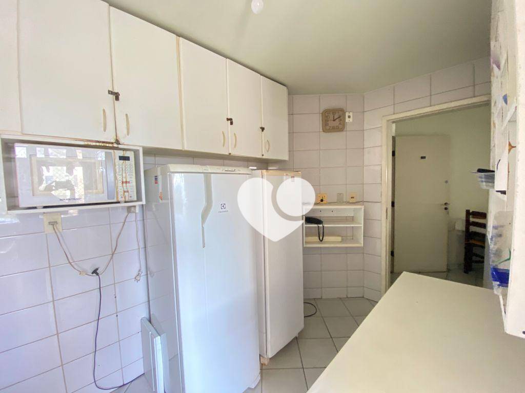 Apartamento à venda com 2 quartos, 75m² - Foto 6