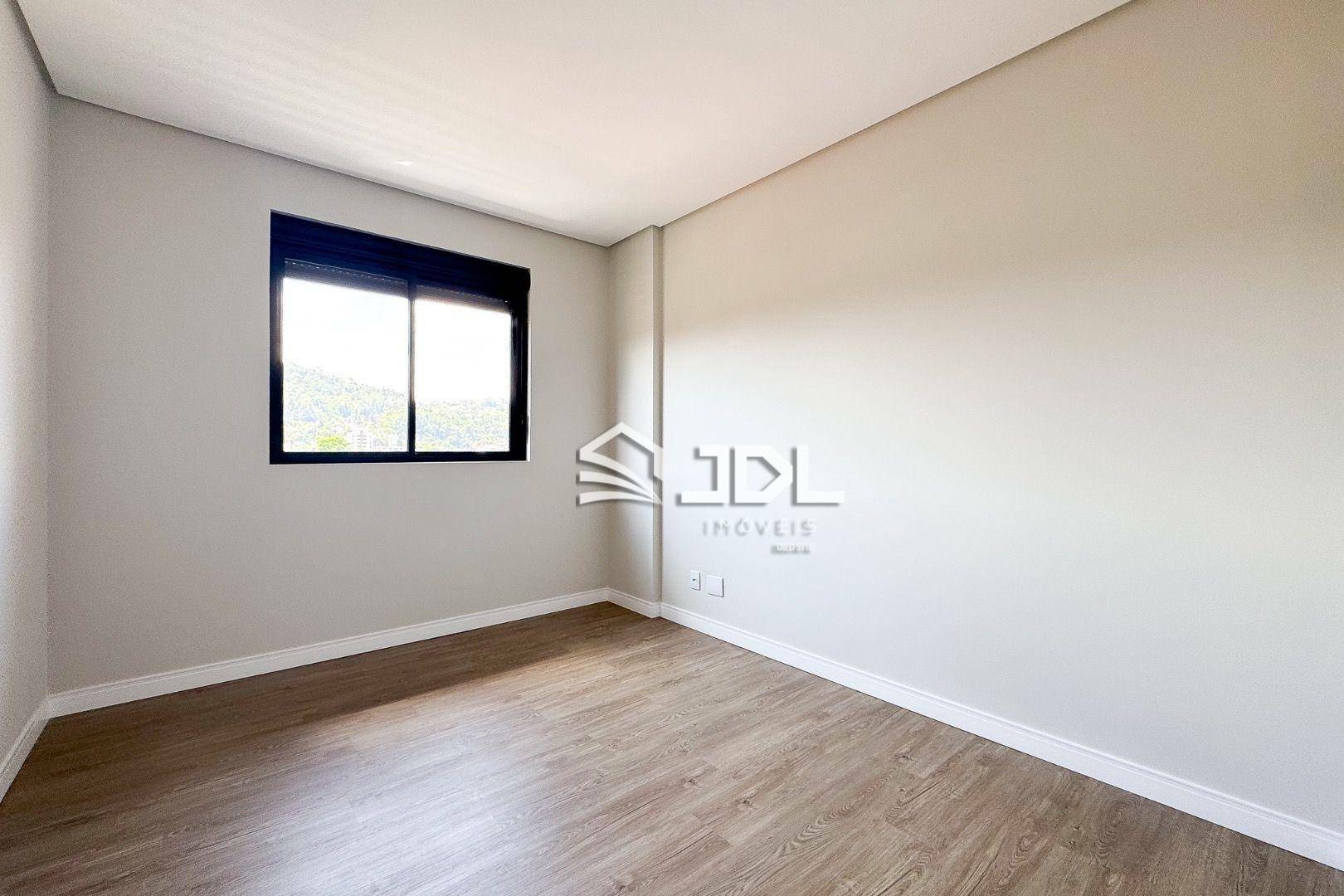 Apartamento à venda com 3 quartos, 110m² - Foto 15