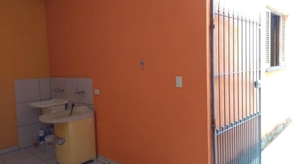 Casa à venda com 1 quarto, 90m² - Foto 11