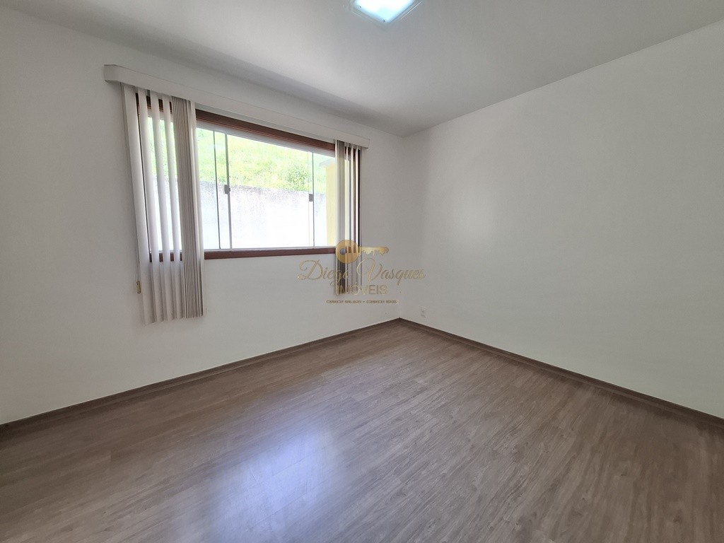 Casa de Condomínio à venda com 3 quartos, 363m² - Foto 9