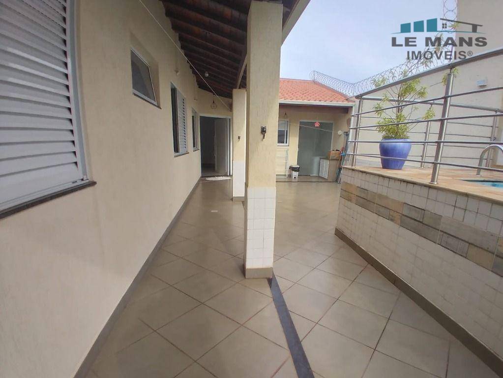 Casa à venda com 3 quartos, 191m² - Foto 13