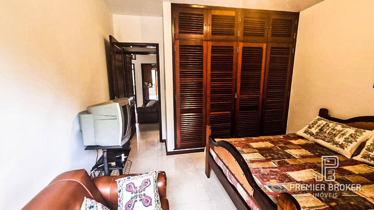 Casa de Condomínio à venda com 6 quartos, 172m² - Foto 15