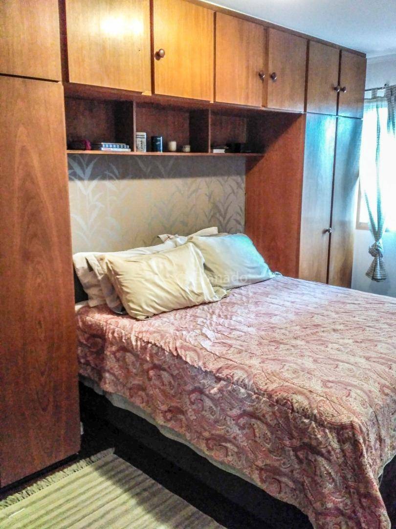 Apartamento à venda com 2 quartos, 65m² - Foto 2