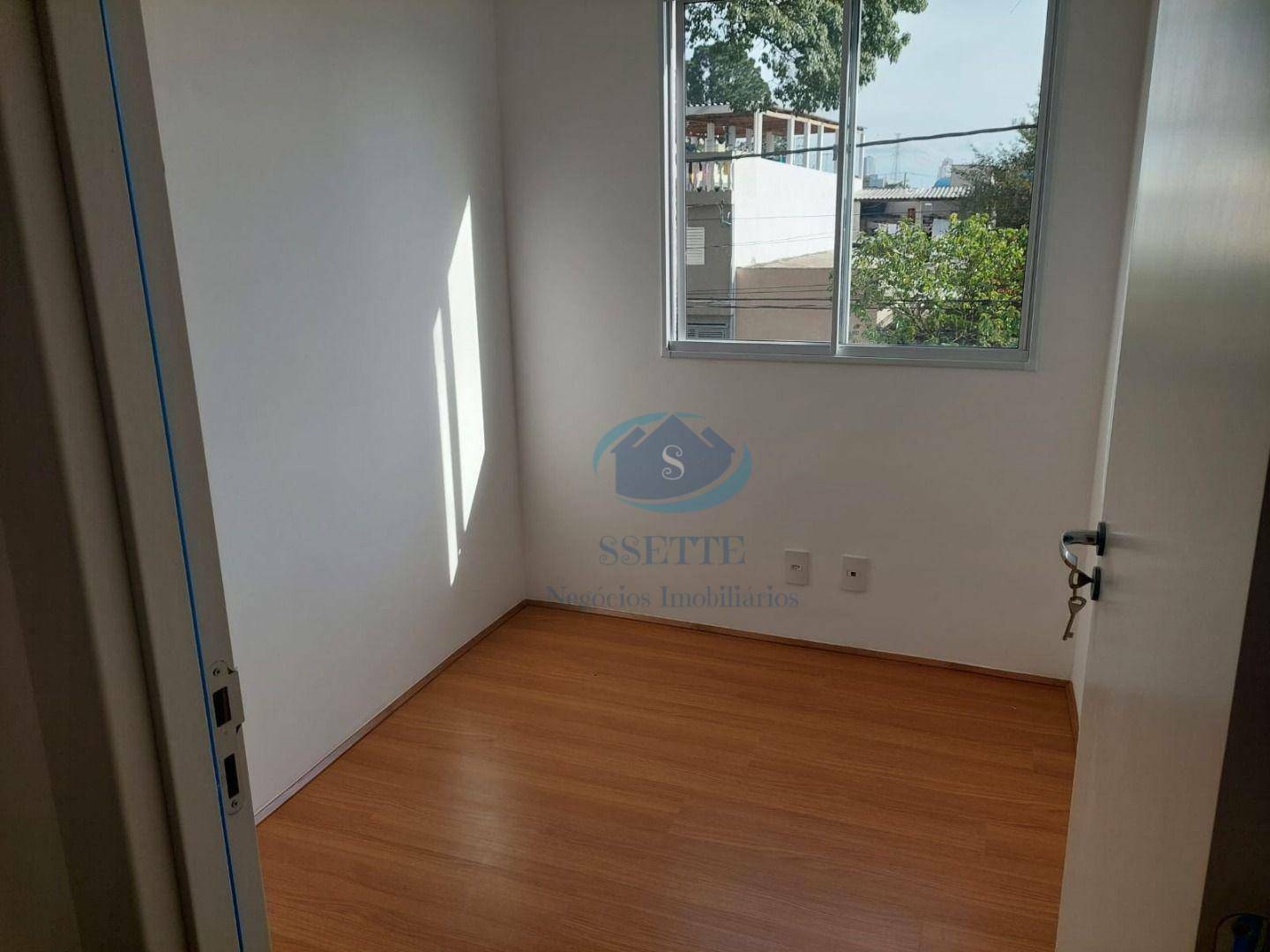 Apartamento para alugar com 2 quartos, 35m² - Foto 7