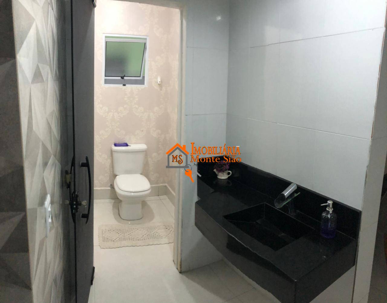 Sobrado à venda com 3 quartos, 100m² - Foto 4