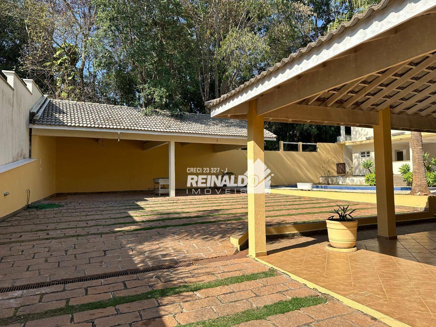 Casa de Condomínio à venda com 6 quartos, 695m² - Foto 2