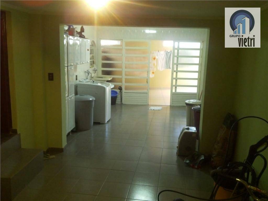 Sobrado à venda com 3 quartos, 310m² - Foto 9