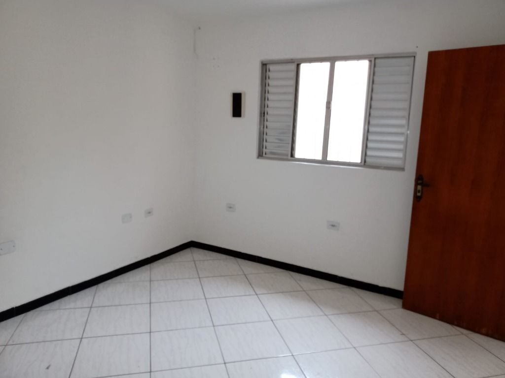 Sobrado à venda com 9 quartos, 670m² - Foto 13