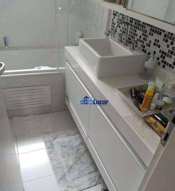 Apartamento à venda com 4 quartos, 189m² - Foto 2