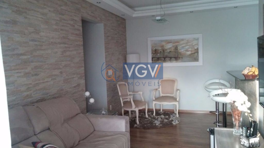 Apartamento à venda com 2 quartos, 72m² - Foto 1