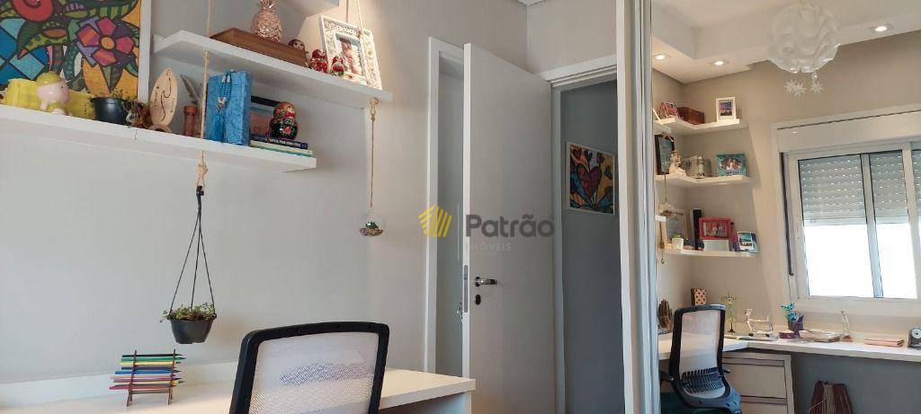 Apartamento à venda com 3 quartos, 151m² - Foto 4